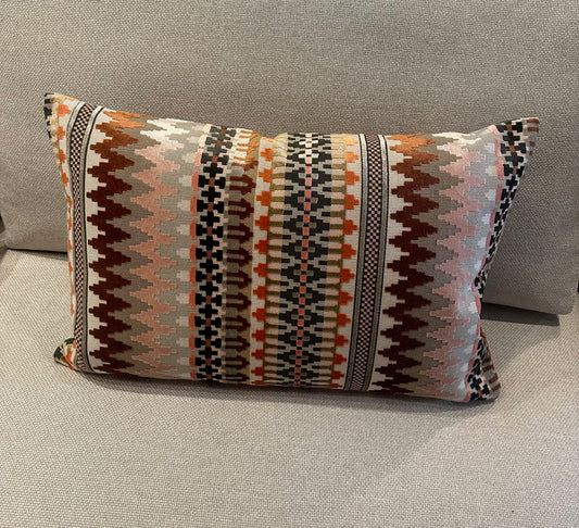 Mønstret pude, rosa