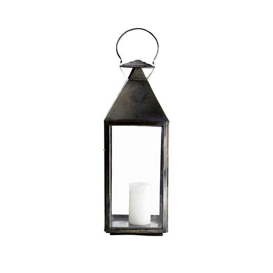 Stor lanterne udendørs
