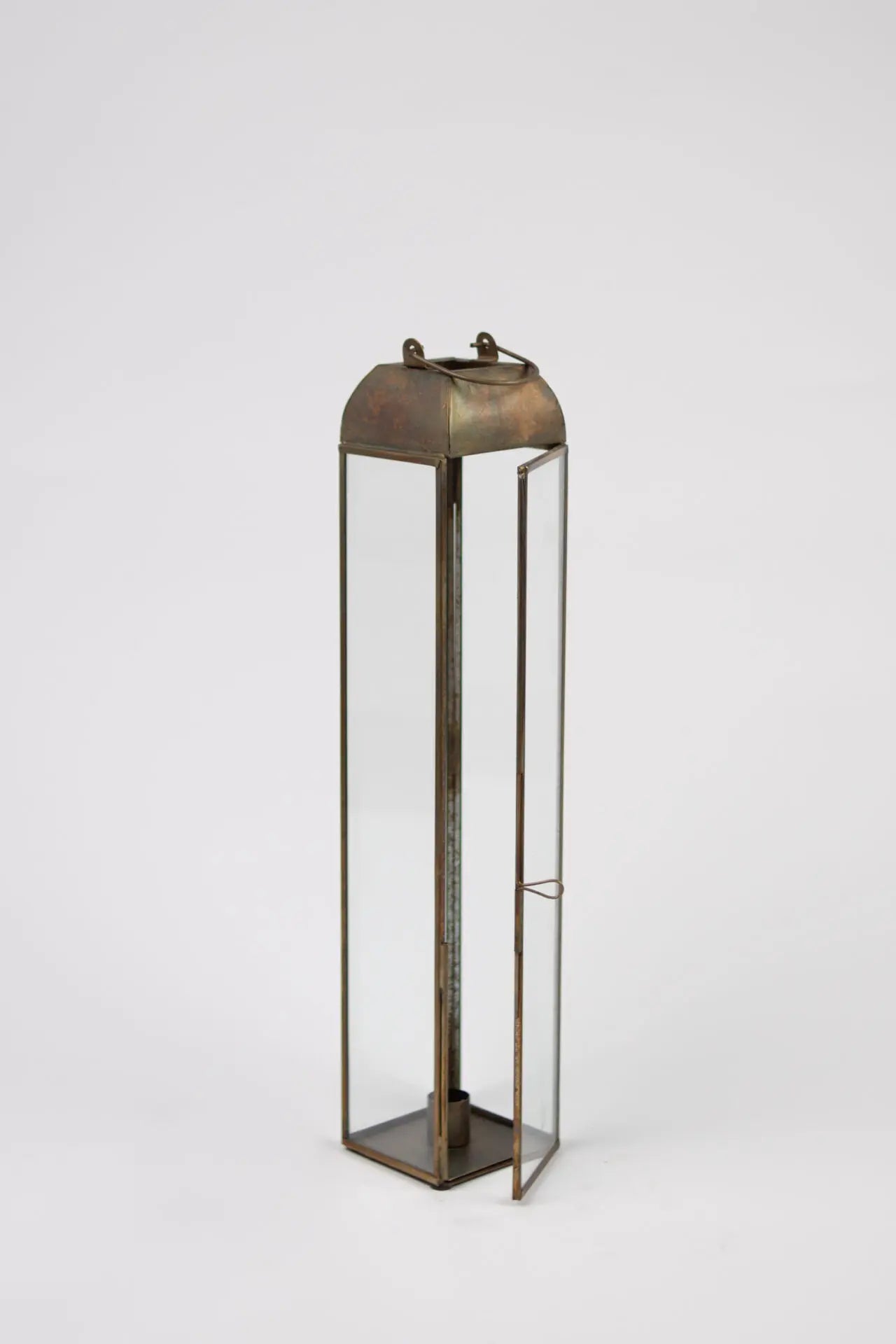Lanterner, bruneret