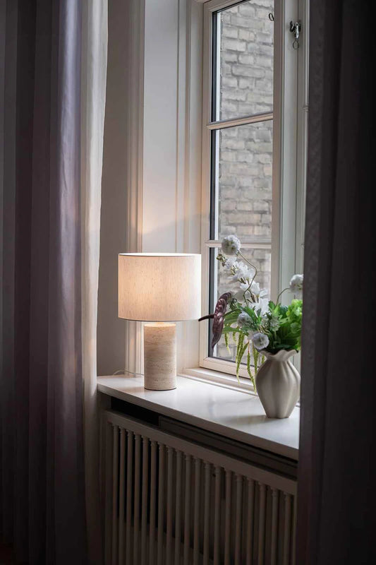 Bordlampe, travertin