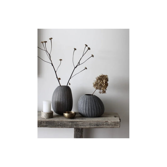 Vase i sandfarve