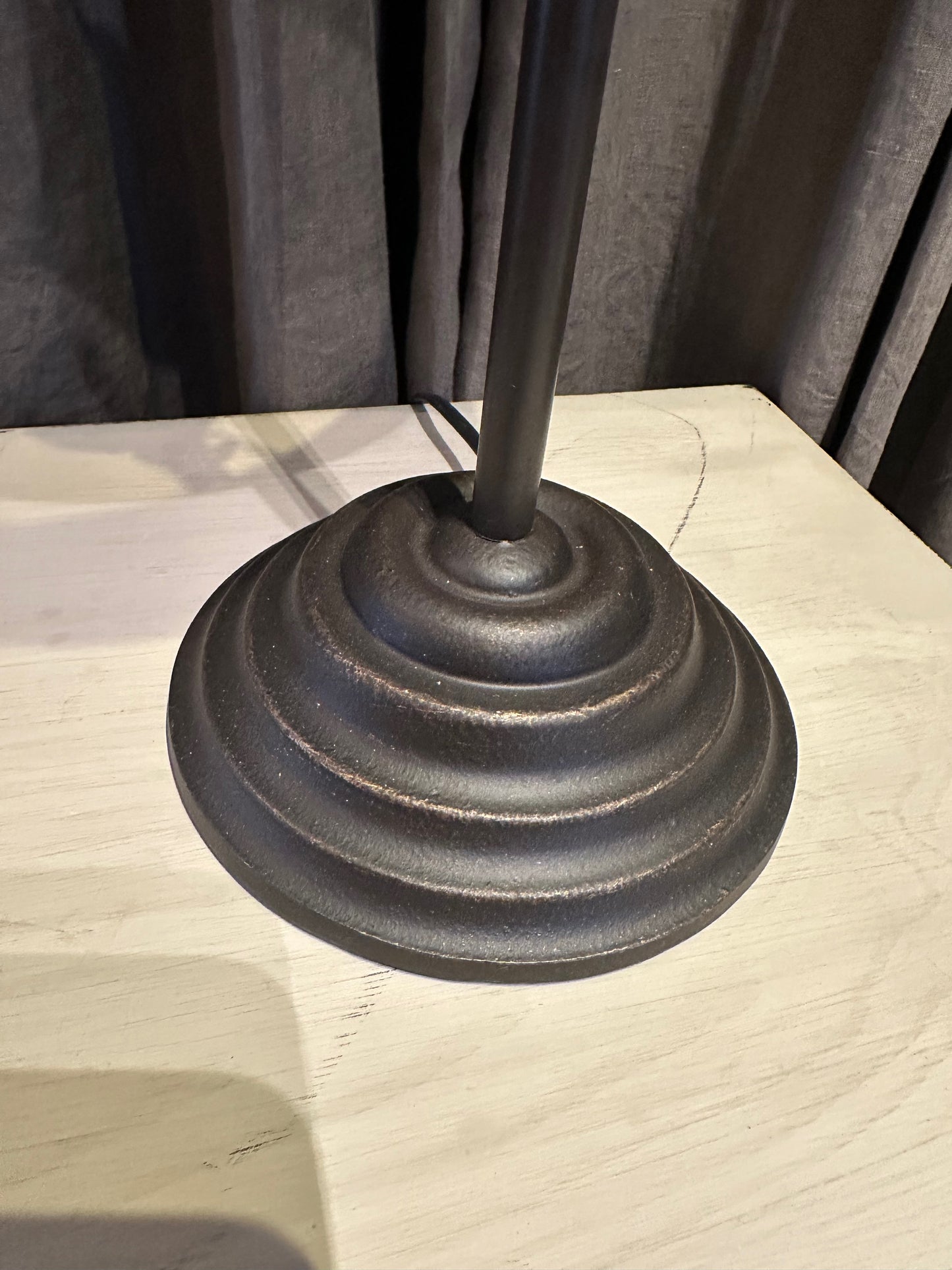 Bordlampe, bruneret metal