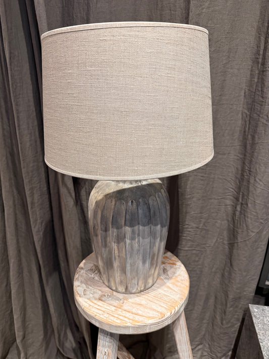 Grå stenlampe